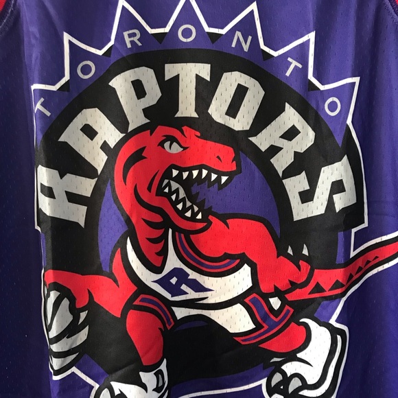 ⚡️SOLD ON KIJIJI⚡️Toronto Raptors Logo Jersey (NWT) - Picture 4 of 9